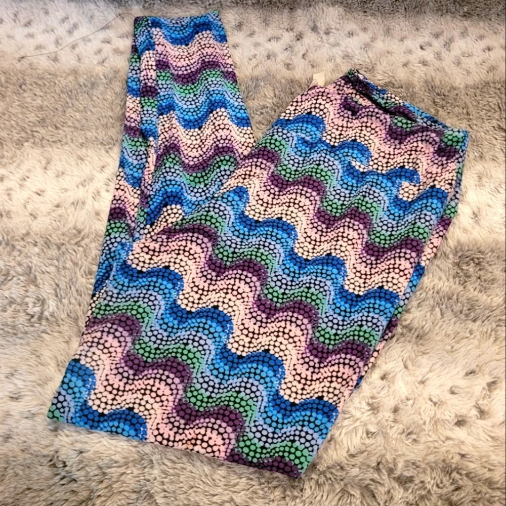 LULAROE TALL & CURVY LEGGINGS • EUC